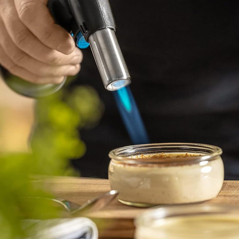 Högert Technik - soldering torch - gas burner for the household, catering, fishing, craft and car workshops - piezo ignition - burner with butane/propane-butane gas - easy and safe to use