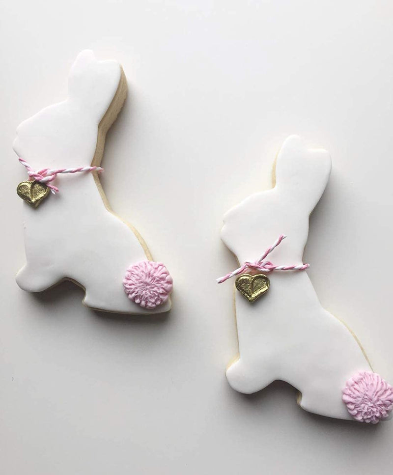 Ann Clark Cookie Cutters 7-Piece Easter Cookie Cutter Set with Recipe Booklet, Egg, Carrot, Bunny, Flower, Chick, Bunny Face and Butterfly
