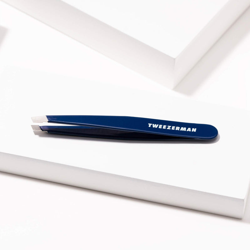 Tweezerman Amazon Exclusive Slant Tweezer, Evening Blue