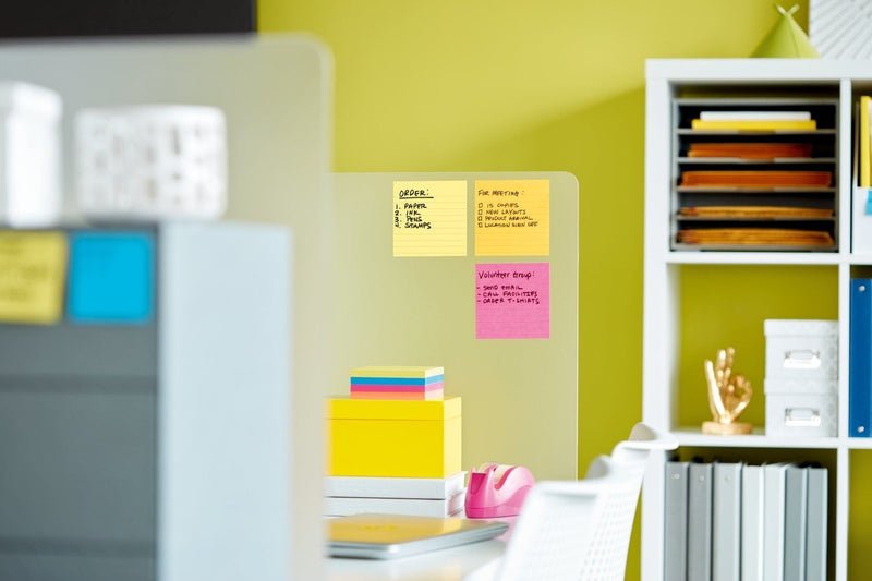 Post-it Pop-up Notes & Dispenser, 4x4 in, 2X the Sticking Power, Clear Top Black Dispenser, Includes one pad of accordion-style Post-it Pop-up Super Sticky Notes, Lined (DS440)