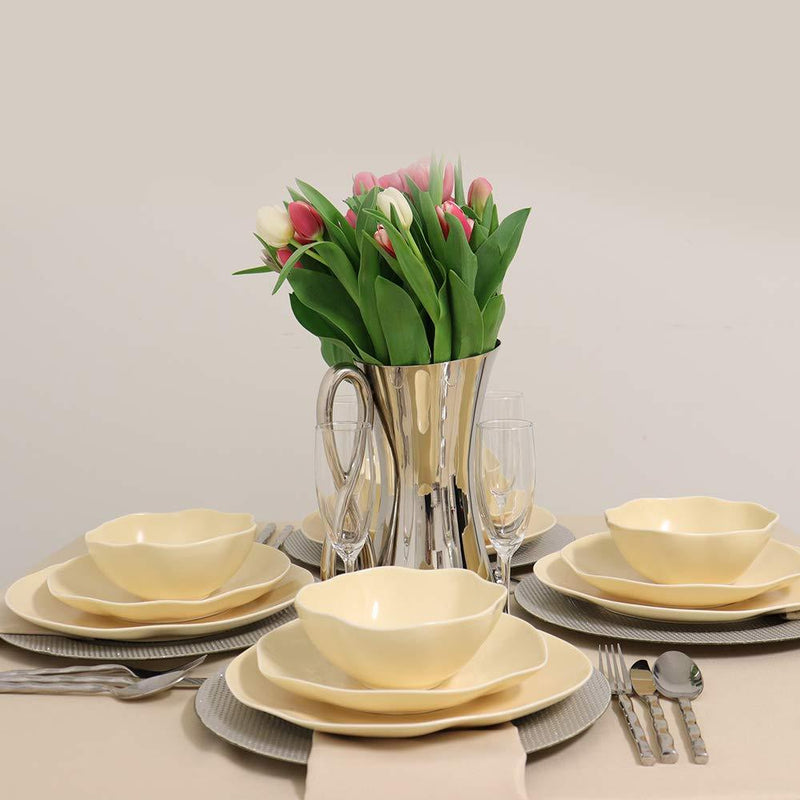 Kadut Square Tablecloth 52 x 52 Inch Beige Square Table Cloth for Square or Round Table | Heavy Duty | Washable Tablecloth for Parties, Weddings, Kitchen, Restaurant, Wrinkle-Resistant Table Cover 52x52