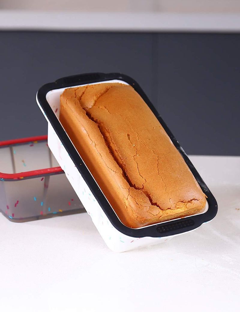 1.5 Pound Silicone Loaf Pan with Reinforced Steel Frame Inside,Non-stick Loaf Mould for Homemade Baking Cakes and Bread,BPA Free,Dishwasher,Oven and Microwave safer,Aichoof(1-PCS) 1-PCS, 1.5LB