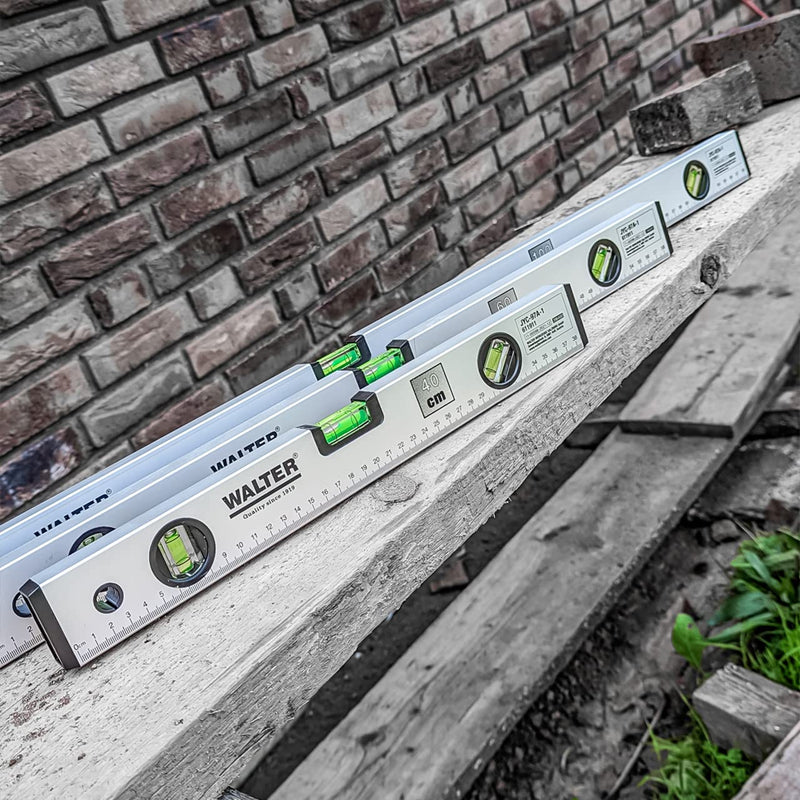 WALTER spirit level set 4 pieces. Spirit level in lengths 40cm, 60cm and 100cm & mini spirit level | with 3 levels for precise measurements, comfortable handling | robust & lightweight aluminum housing