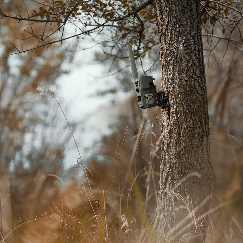 SPYPOINT MA-500 Fully Adjustable Trail Camera Mounting Arm Double Swivel Tilt | Pan Tilt Camera Mount for Positioning Trail Cameras ¼-20 Tripod Mount | Wood Screw Anchor Cams Mounting