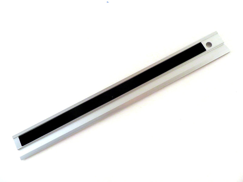 Shinwa 24" Extruded Aluminum Cutting Rule Ruler Gauge with Non slip rubber Backing 33295
