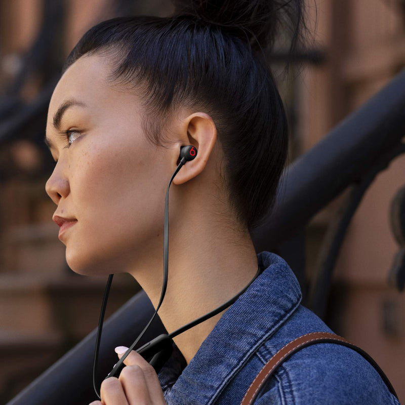 Beats Flex Wireless Earbuds â€“ Apple W1 Headphone Chip, Magnetic Earphones, Class 1 Bluetooth, 12 Hours of Listening Time, Built-in Microphone - Black Beats Black
