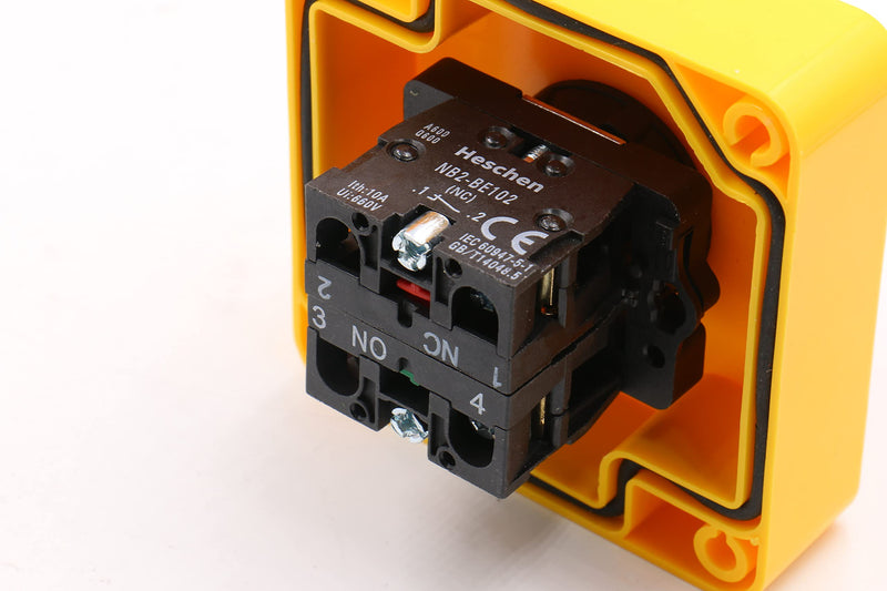 Heschen Red Sign Emergency Stop Switch Push Button 660V 10A with Box