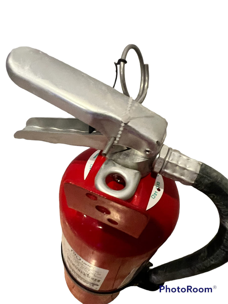 Amerex/Kidde Fork Style Wall Mount/ Bracket/ Hook for 2.5 lb-5 lb Fire Extinguisher