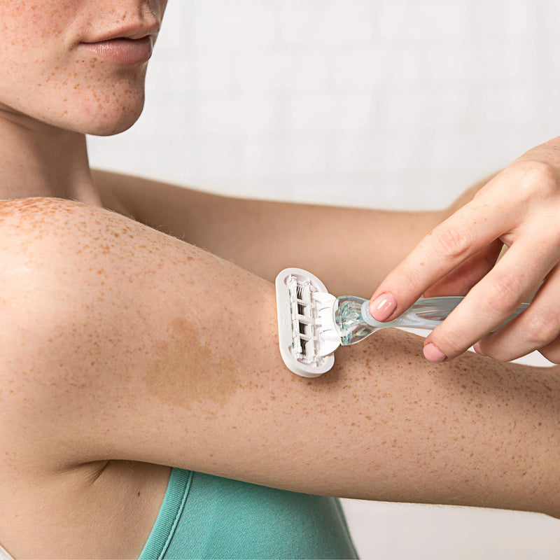 Gillette Venus Extra Smooth Sensitive Women's Disposable Razors, 2 Count Extra Smooth Sensitive (2 count)