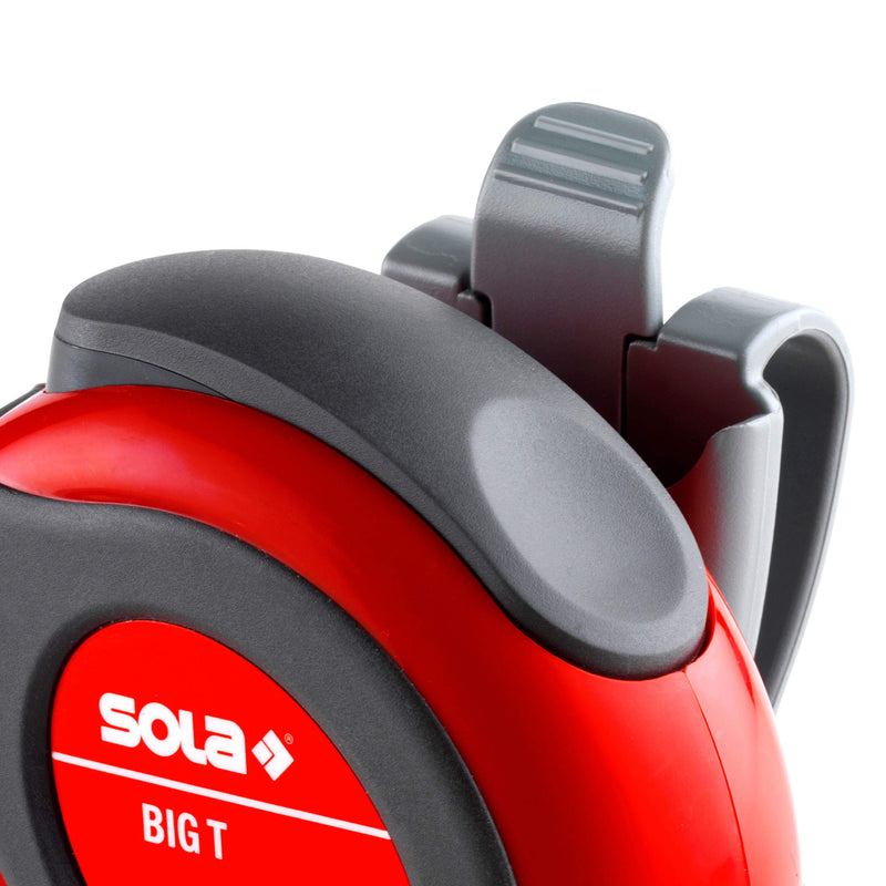 SOLA tape measure - BIG T - 8m / 25mm - extremely robust professional tape measure with belt clip - steel tape, painted yellow with mm scale - accuracy class I - roll meter with non-slip end hook - length 8m/25mm