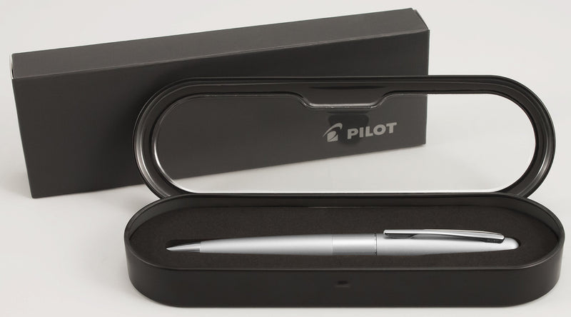 PILOT Metropolitan Collection Fountain Pen, Silver Barrel, Classic Design, Fine Nib, Black Ink (91113)