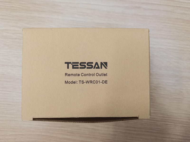 TESSAN radio-controlled socket with remote control, socket with 30.5 m range, 3600 W inside, switchable with magnetic, programmable