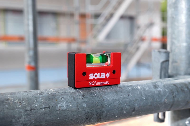 Sola GO! - Mini spirit level made of glass fiber reinforced plastic - Sola spirit level small for electricians - small pocket spirit level GO!