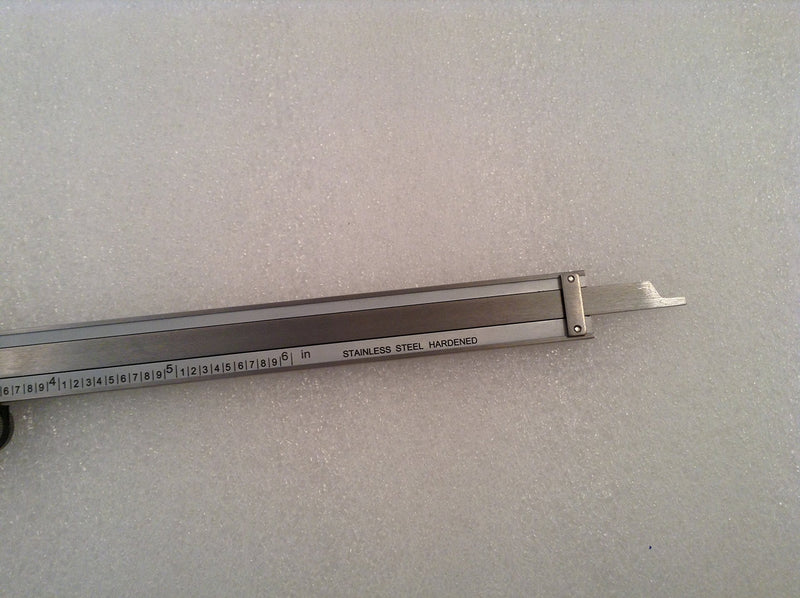 Pro Series by HHIP 4100-0020 Pro-Quality Dial Caliper, 6" 0-6" Range White Face, Pro Series