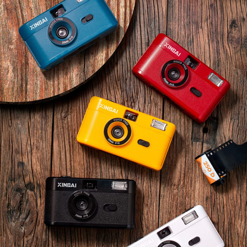 B10 Reusable 35mm Film Camera Use 135/35mm Film (24Ã—36mm), Creative Gifts Vintage Film Camera with Flash, for Kids and Adults (Black)