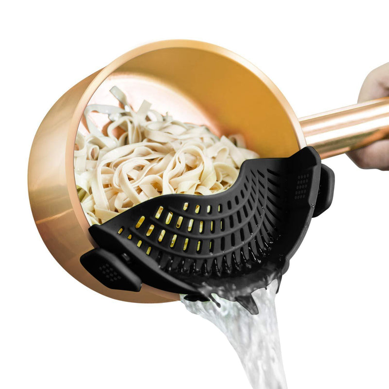 AUOON Clip On Strainer Silicone for All Pots and Pans, Pasta Strainer Clip on Food Strainer for Meat Vegetables Fruit Silicone Kitchen Colander Black