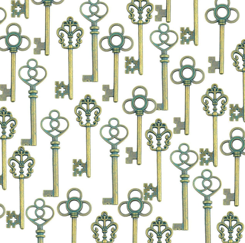 Aokbean Mixed Set of 30 Large Skeleton Keys in Antique Green - Set of 30 Keys